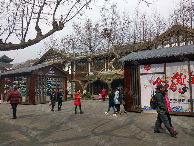 樹(shù)脂瓦移動(dòng)商鋪，占據(jù)步行街商機(jī)